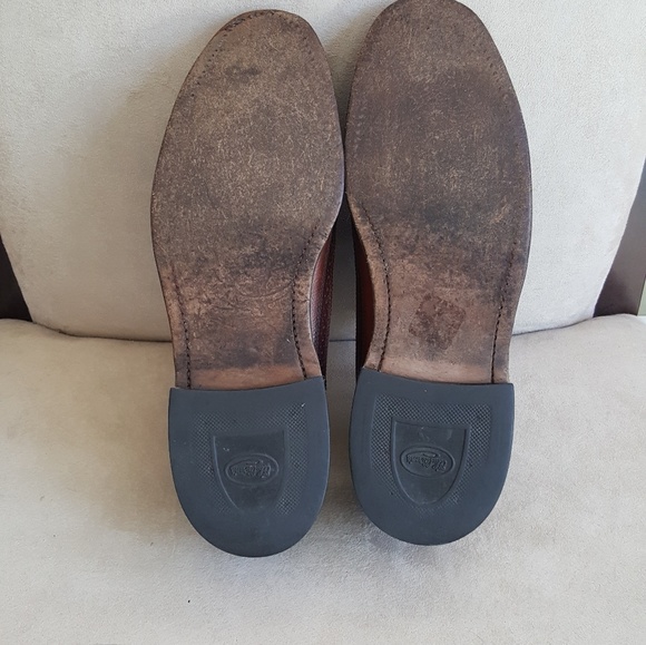 Men's O'Sullivan Wingtip Shoes.  Size 9.5 - Picture 6 of 6